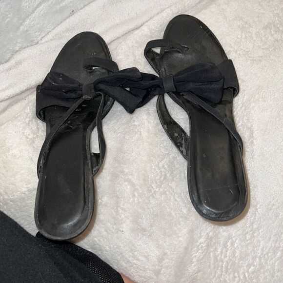 Bow sandal with small heel size 9 black - Picture 1 of 4